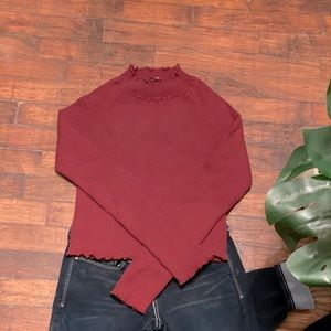 Kendall & Kylie cropped sweater NWOT